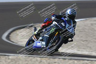 media/Nov-01-2025-TrackDaz (Sat) [[2b4d5192bc]]/A Group/12pm (Turn 2 (Outside)/